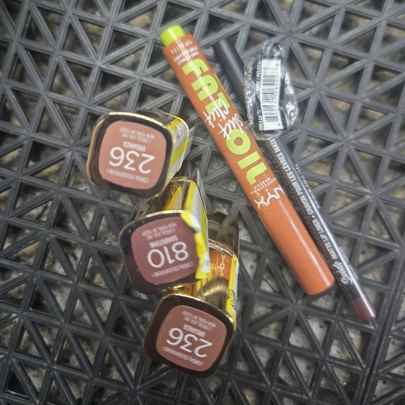 Womens Lipstick Bundle - Picture 1 of 1